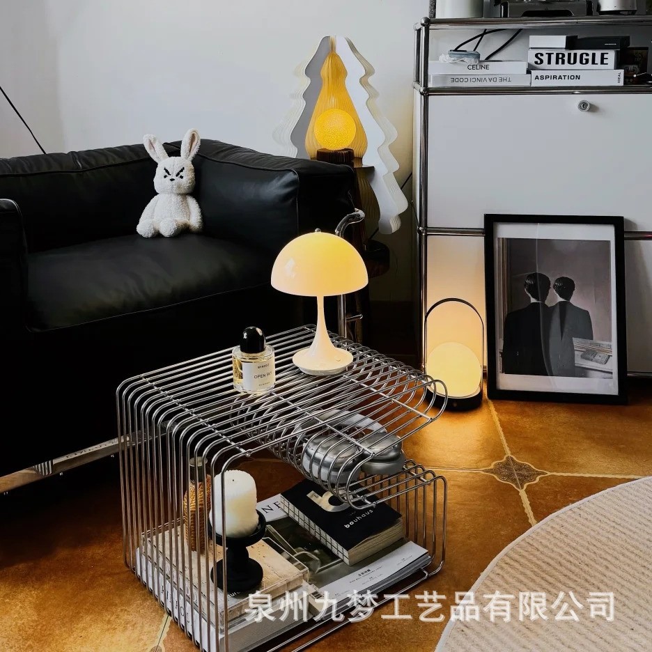 Einfacher Zeitschriftenständer – Lighting And Decor Magazine Bewertung und Preis
