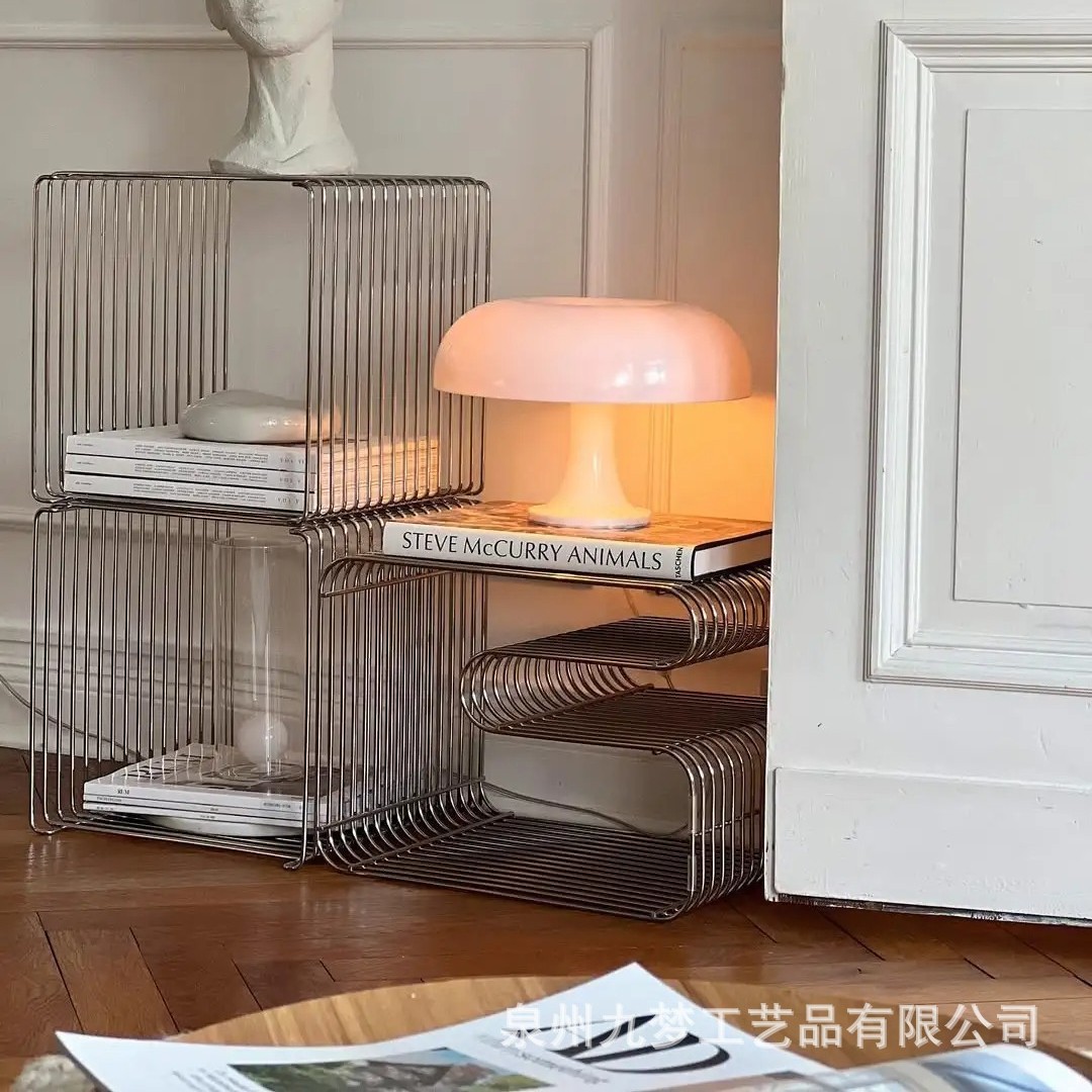 Einfacher Zeitschriftenständer – Lighting And Decor Magazine Bewertung und Preis